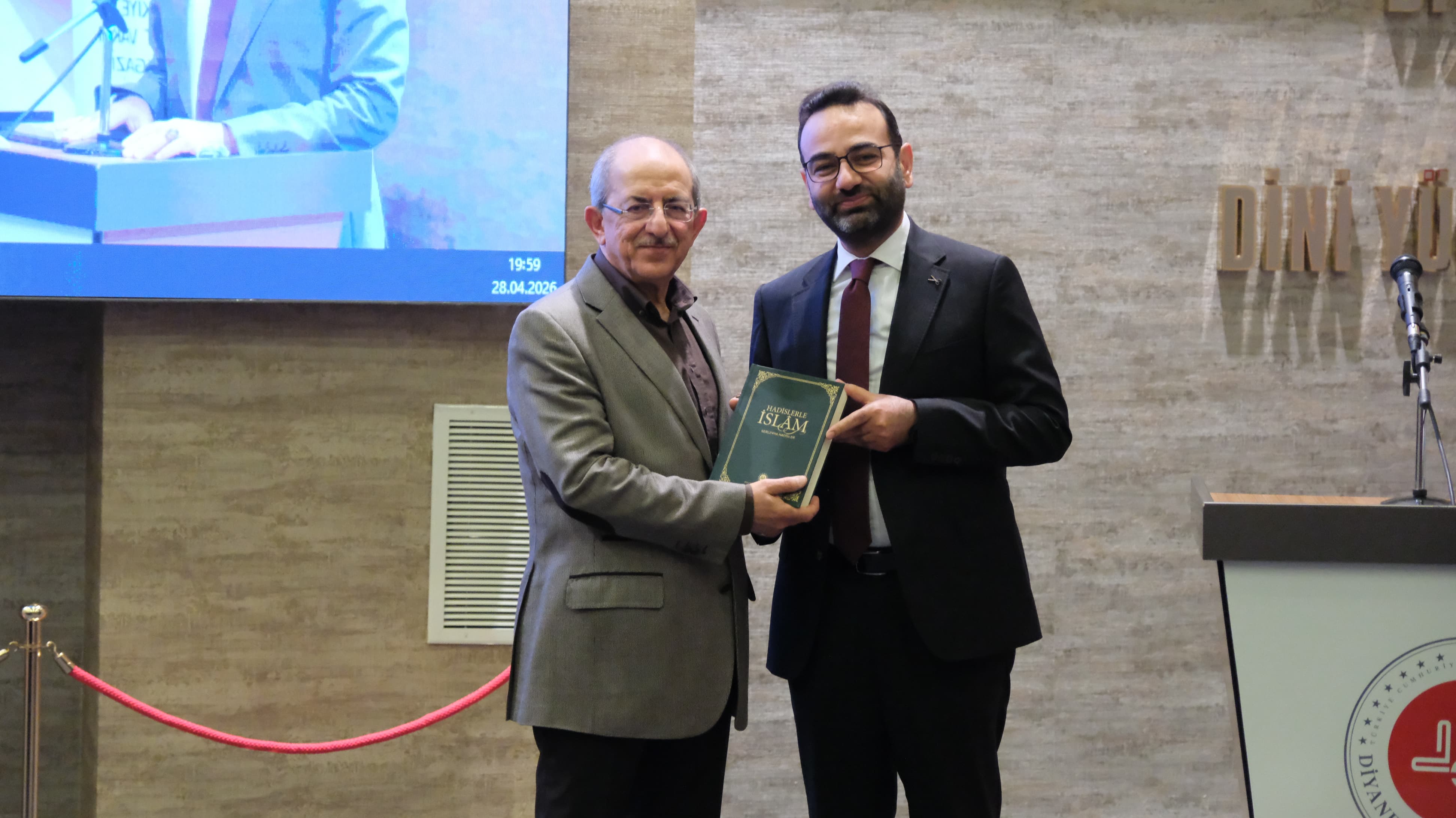 İrfan Okumaları Kapmasında "İnsanı Sırrı" Konferansı