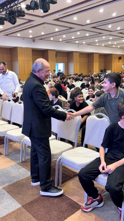 15 Temmuz Şehitleri Anadolu İmam Hatip Lisesi Öğrencileri Konferas