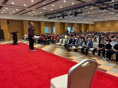 15 Temmuz Şehitleri Anadolu İmam Hatip Lisesi Öğrencileri Konferas