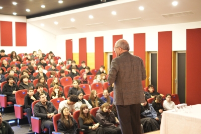 İstanbul Hacı Sabancı Anadolu Lisesi "Başarı ve Mücadele Ruhu" Konferansı
