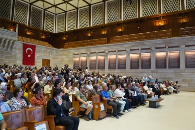 İstanbul Üniversitesi  "Eğitimde Zeka ve Yetenek Zirvesi"