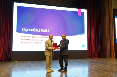İstanbul Üniversitesi  "Eğitimde Zeka ve Yetenek Zirvesi"